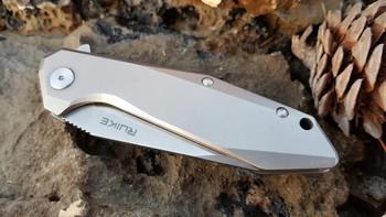 Фото Ніж складний Ruike P135-SF
